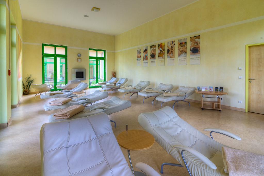 Sport- & Vital-Resort Neuer Hennings Hof Perleberg Esterno foto