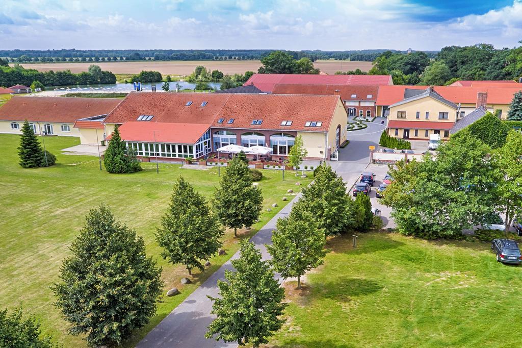 Sport- & Vital-Resort Neuer Hennings Hof Perleberg Esterno foto
